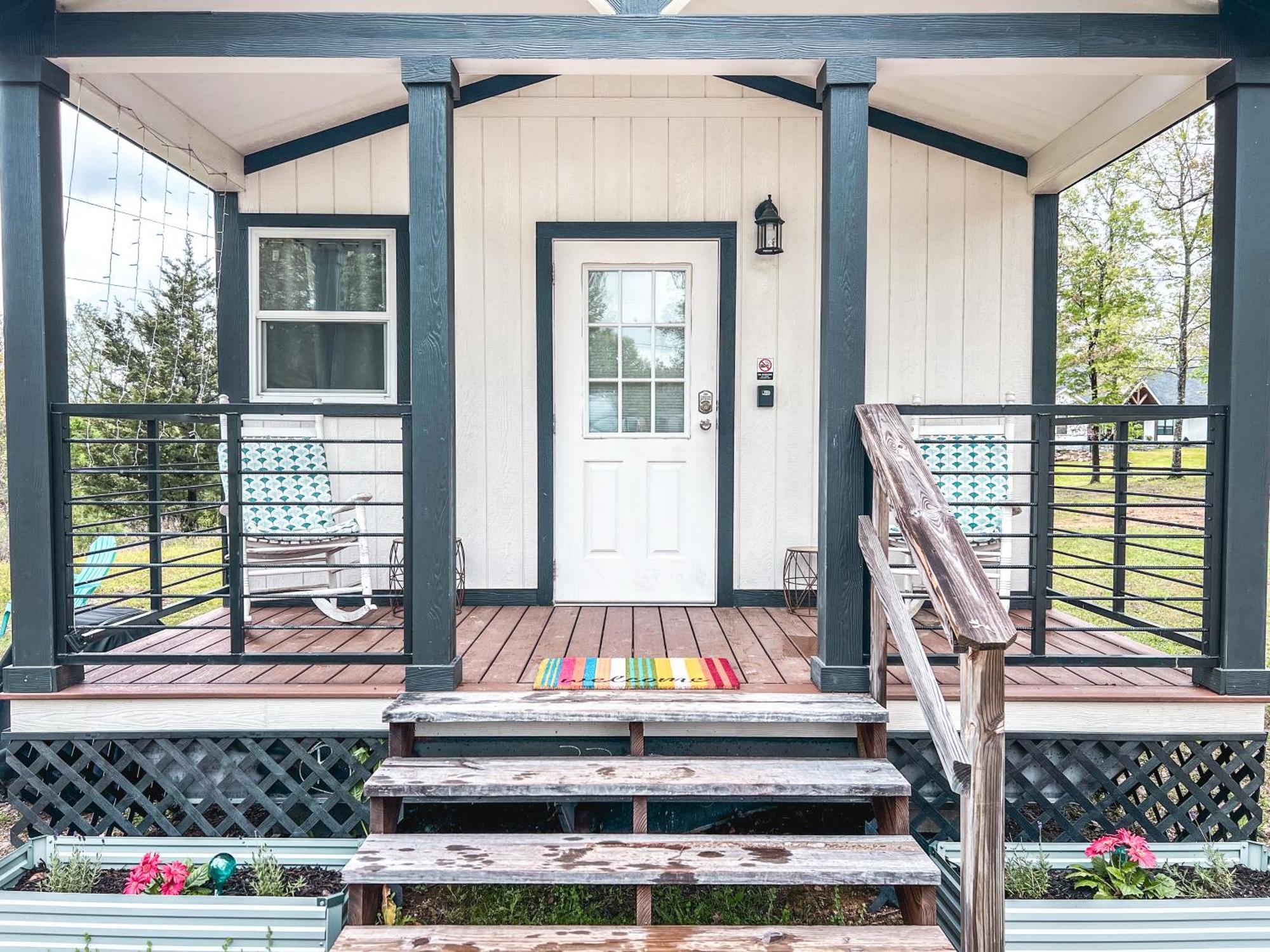 Private Tiny Home Royal Ridge Getaway Bagian luar foto