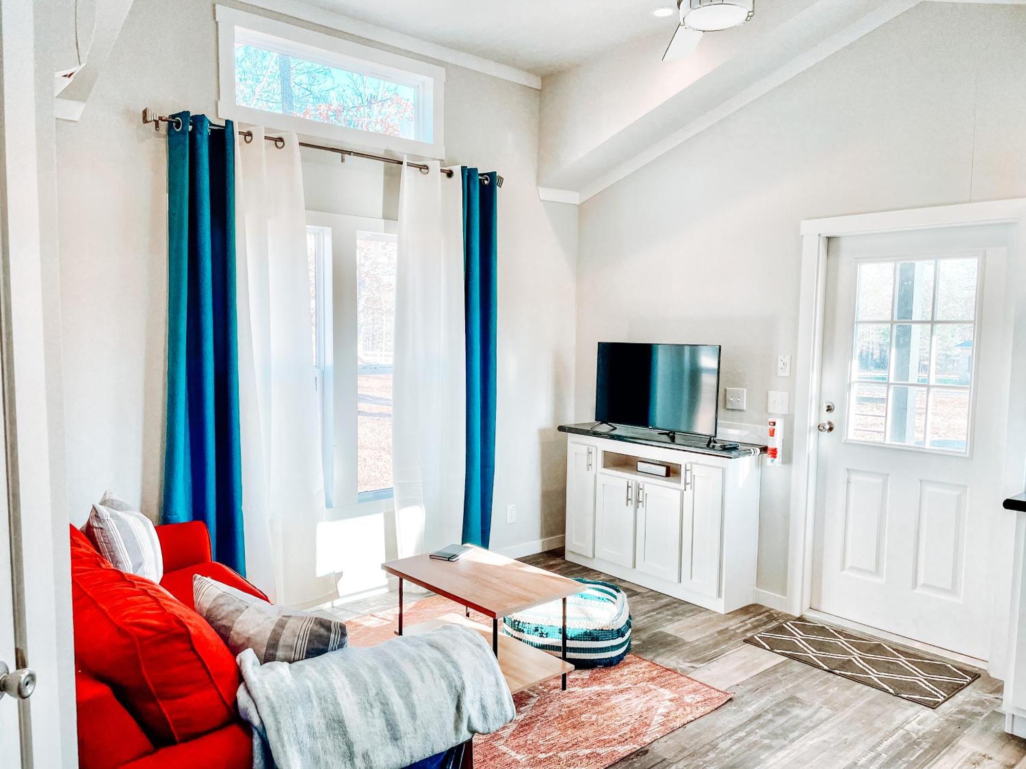 Private Tiny Home Royal Ridge Getaway Bagian luar foto